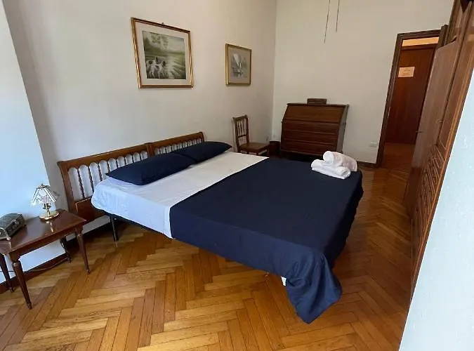 Corner 32 * מילאנו